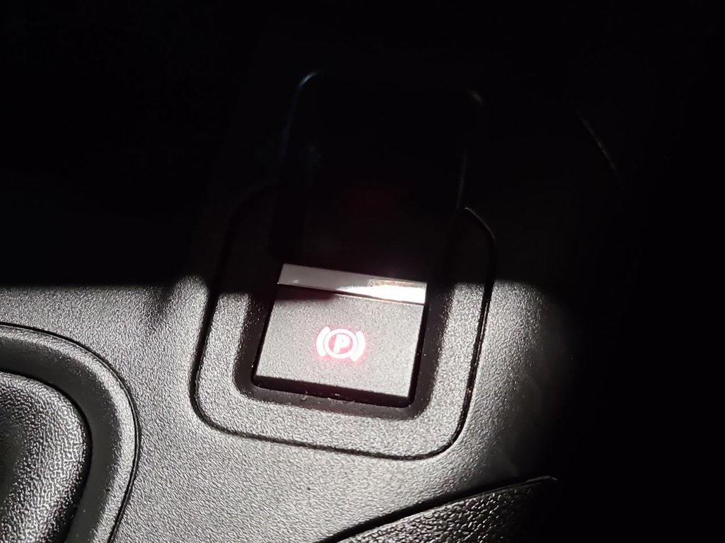 Used Peugeot Partner 2021 for sale - 76279368: Photo 35
