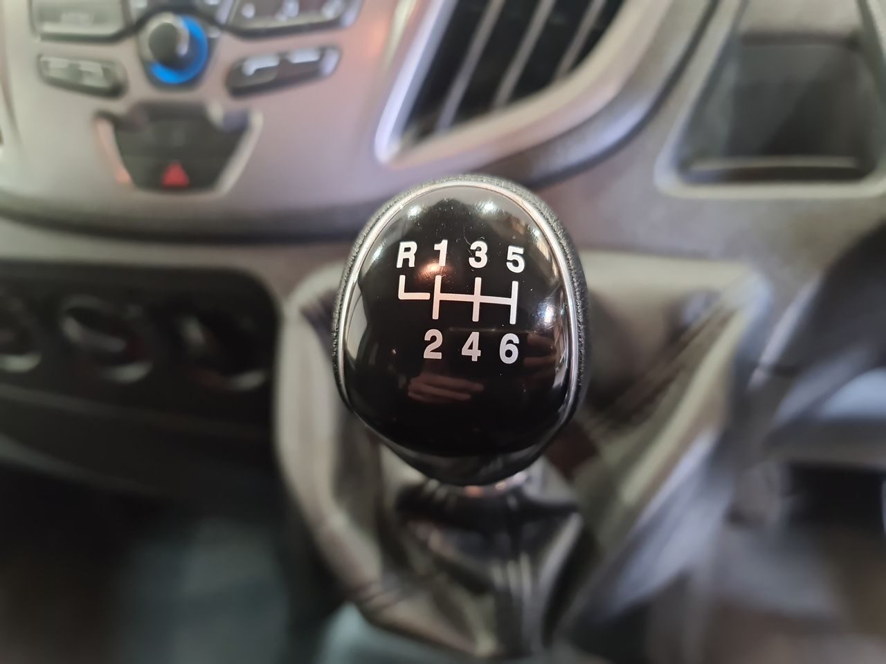 Used Ford Transit 2018 for sale - 77275192: Photo 23