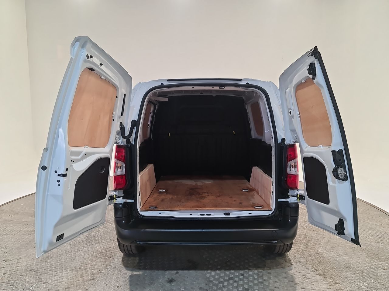 Used Peugeot Partner 2024 for sale - 76653882: Photo 13