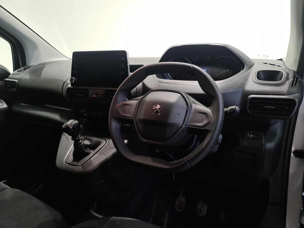 Used Peugeot Partner 2024 for sale - 76653882: Photo 17