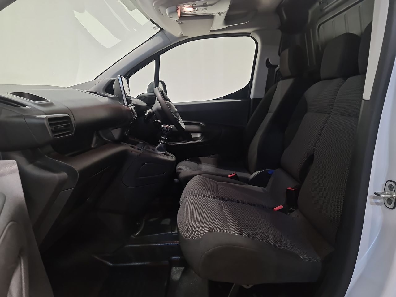 Used Peugeot Partner 2024 for sale - 76653882: Photo 7