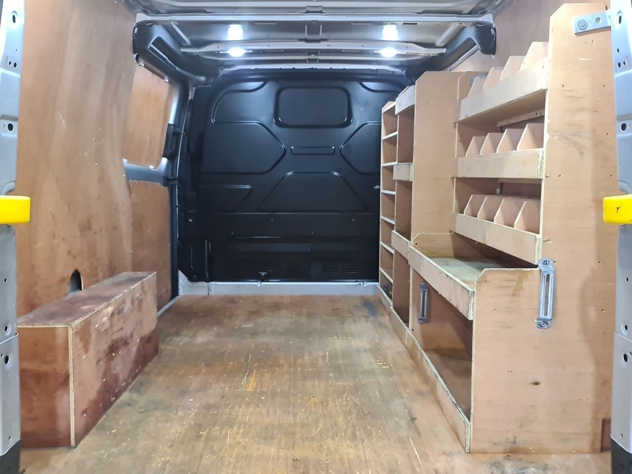 Used Ford Transit Custom 2022 for sale - 78054339: Photo 13