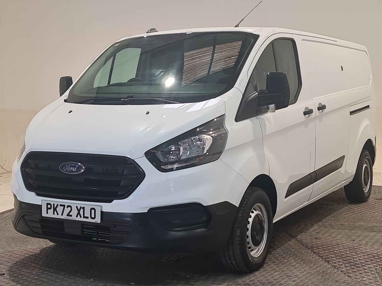 Used Ford Transit Custom 2023 for sale - 76544728: Photo 4