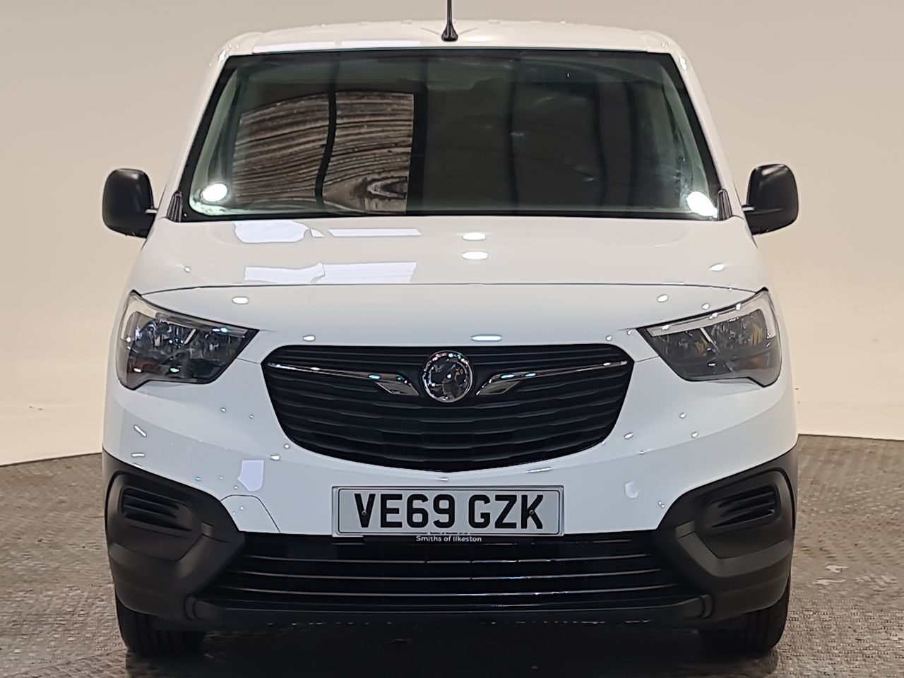 Used Vauxhall Combo 2019 for sale - 76685610: Photo 3