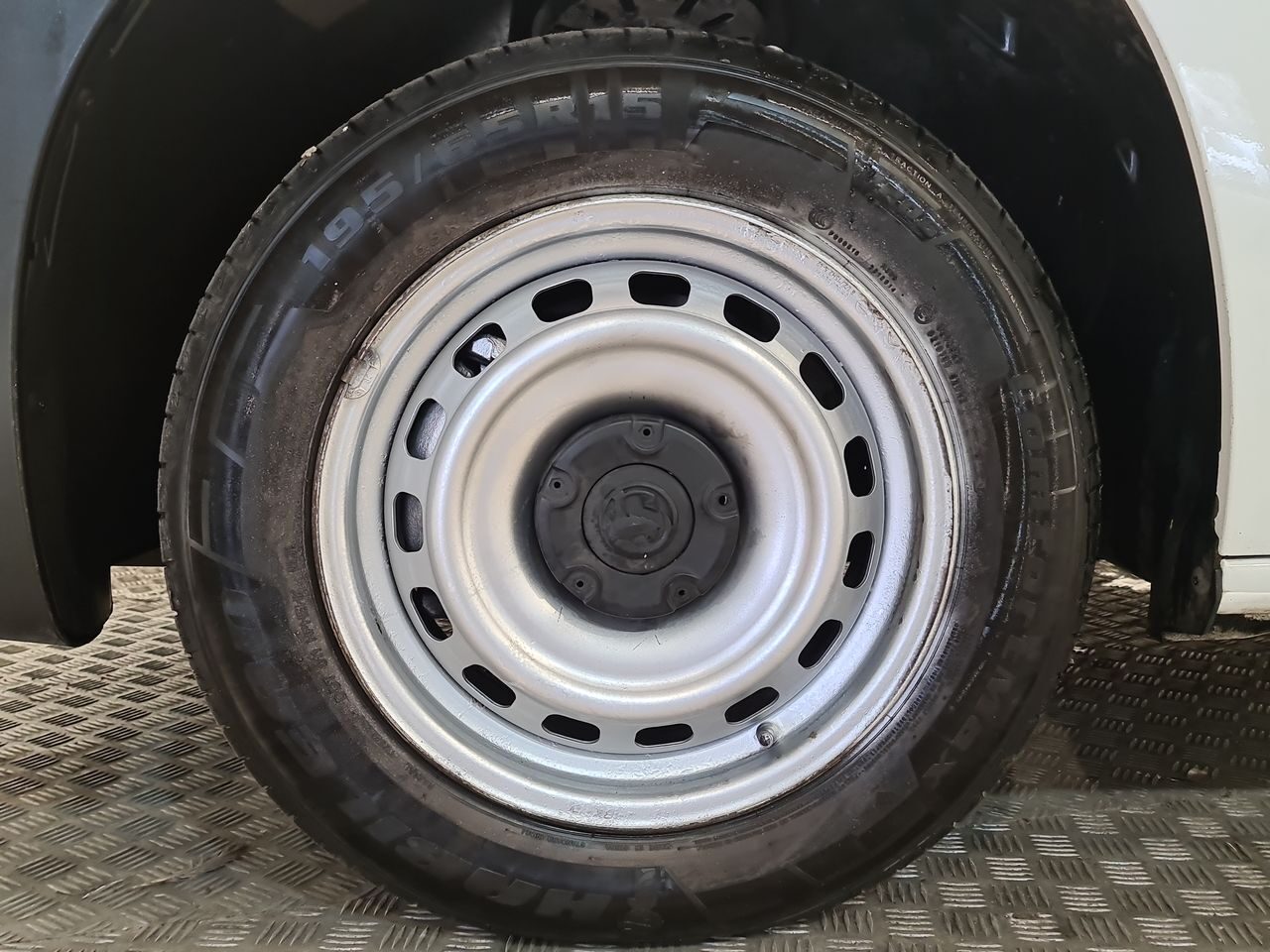 Used Vauxhall Combo 2019 for sale - 76685610: Photo 6