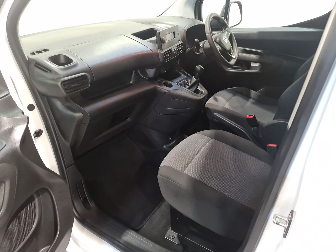 Used Vauxhall Combo 2019 for sale - 76685610: Photo 7