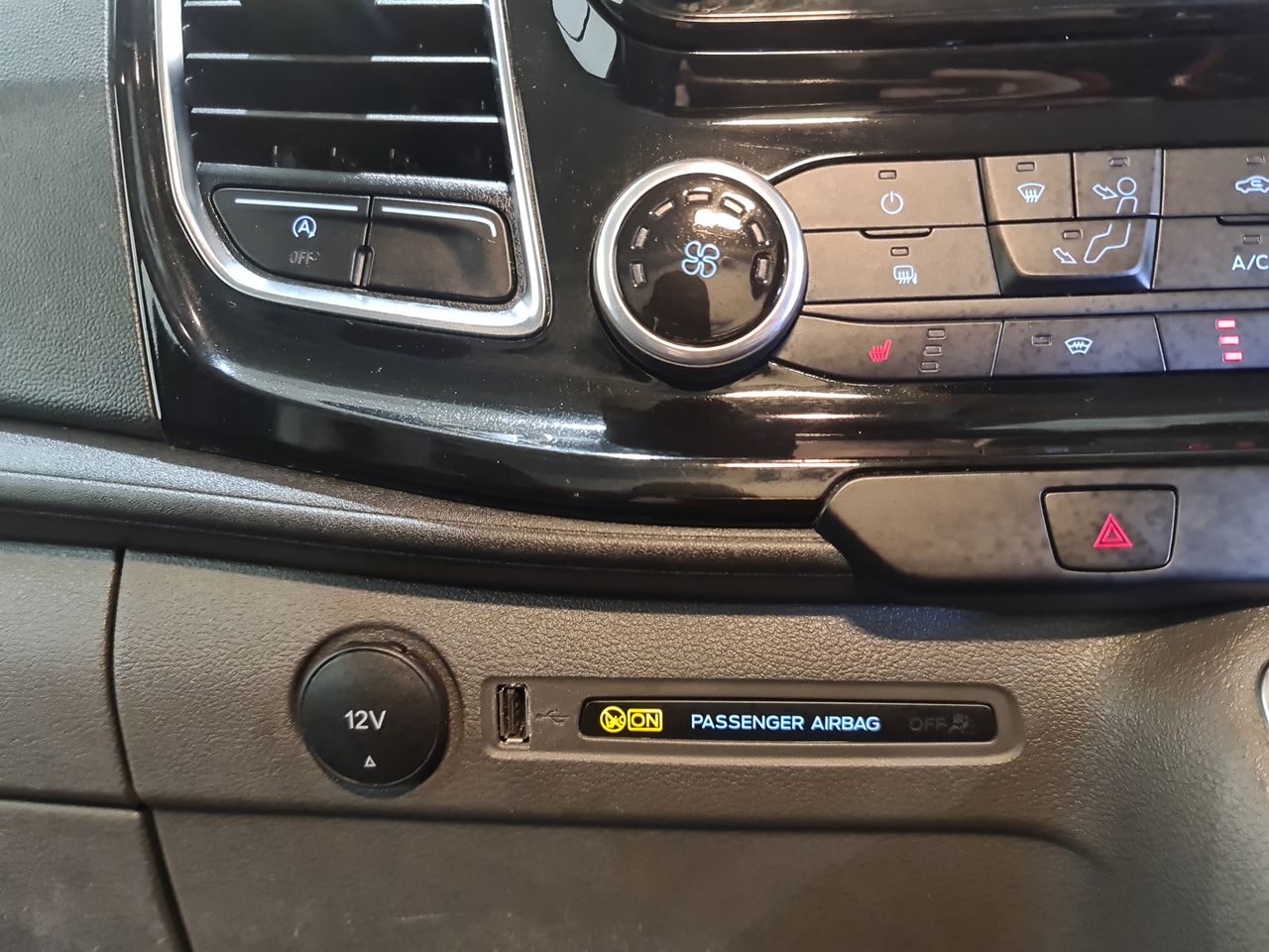 Used Ford Transit Custom 2023 for sale - 78070123: Photo 32