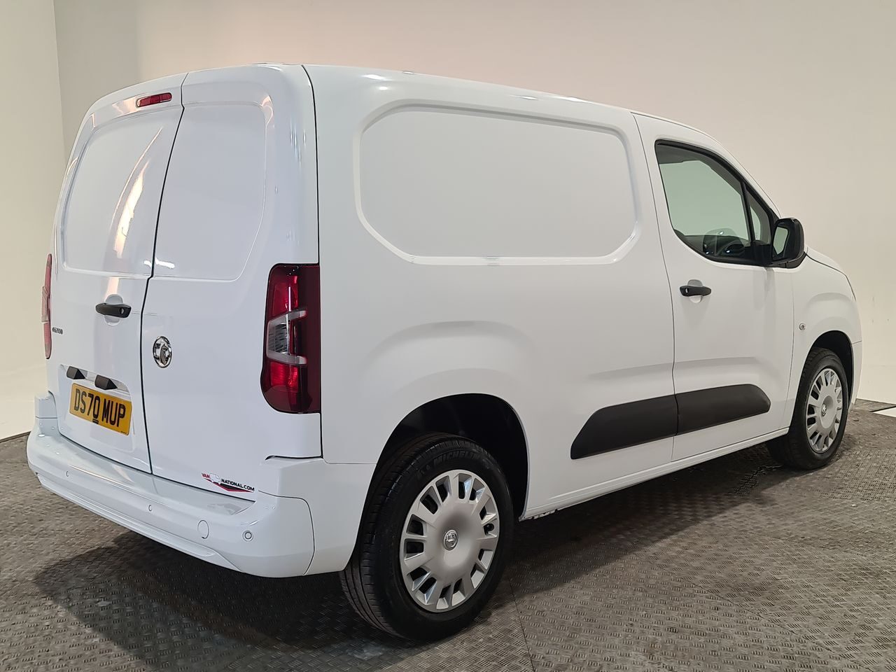 Used Vauxhall Combo 2020 for sale - 76616909: Photo 15