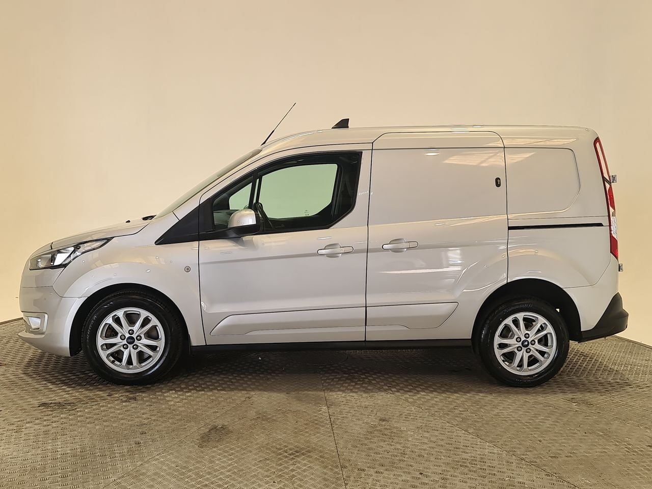 Used Ford Transit Connect 2022 for sale - 77731035: Photo 5