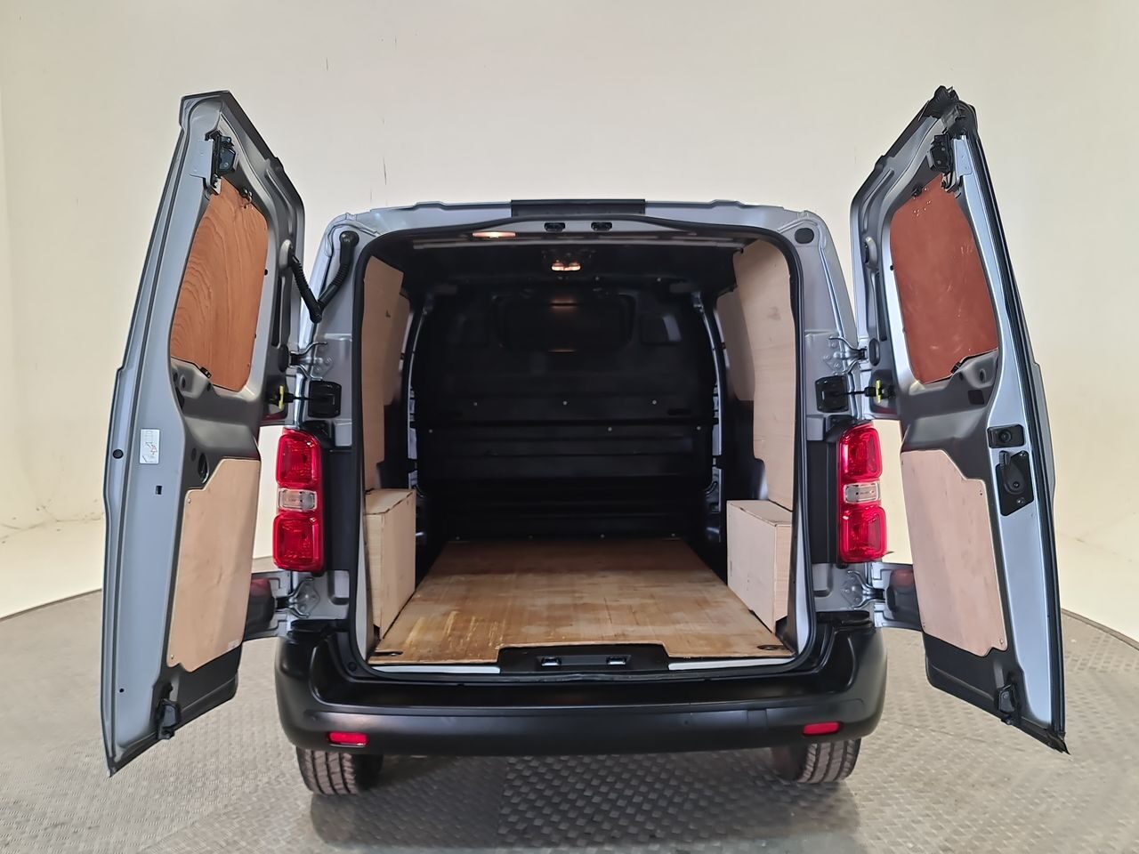 Used Vauxhall Vivaro 2022 for sale - 78162293: Photo 13