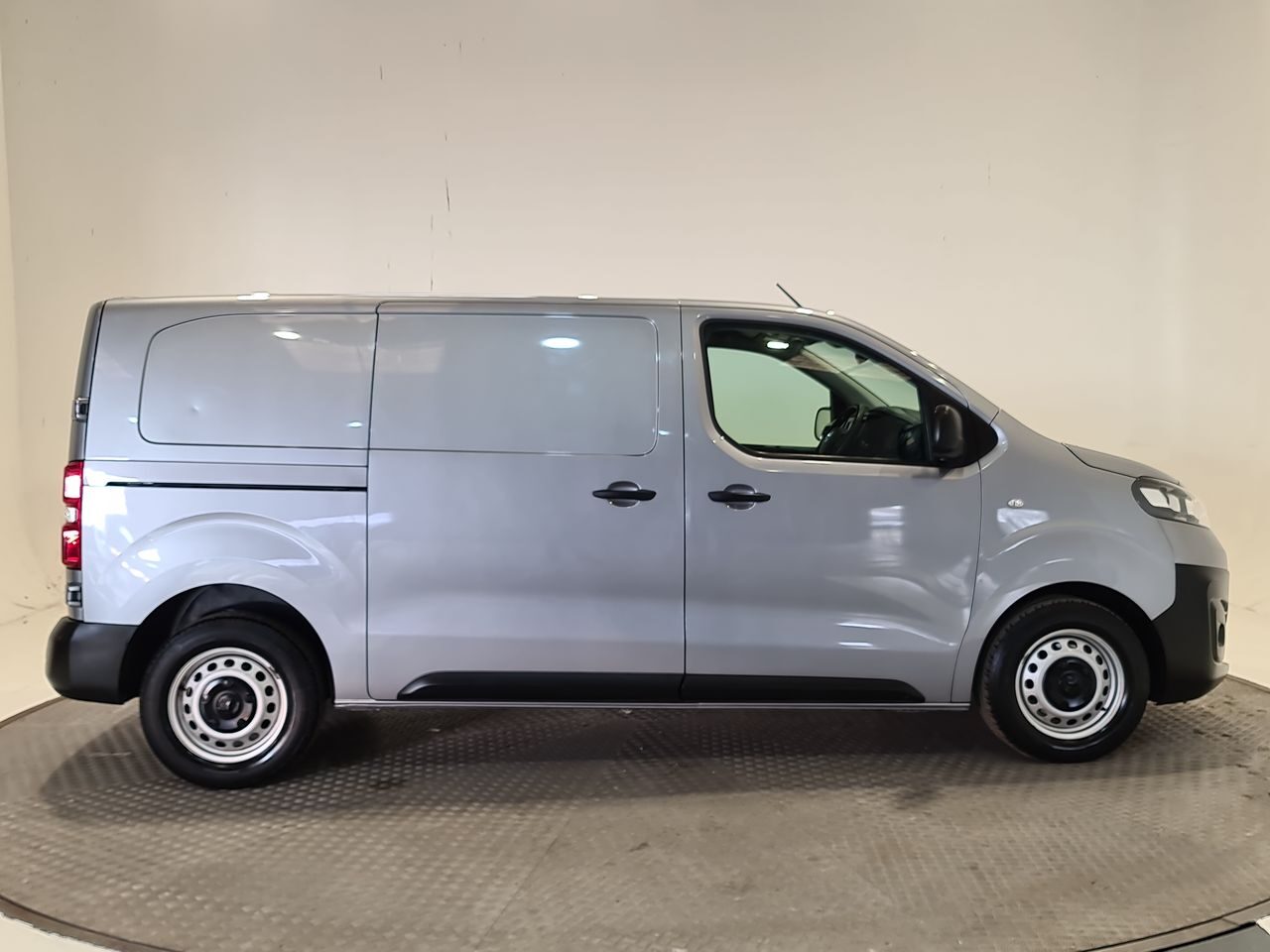 Used Vauxhall Vivaro 2022 for sale - 78162293: Photo 16