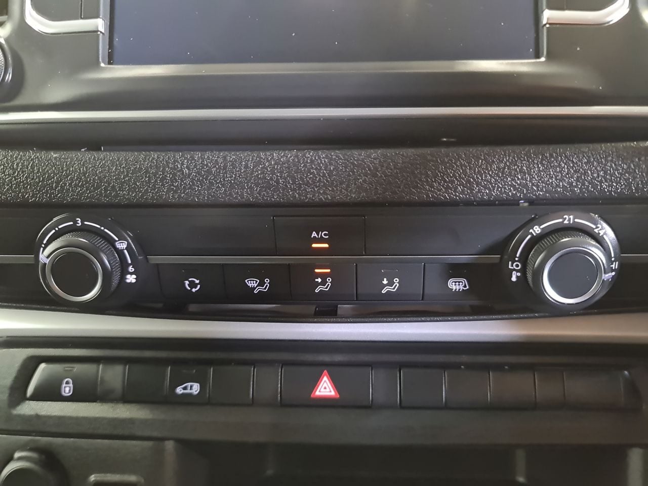 Used Vauxhall Vivaro 2022 for sale - 78162293: Photo 24