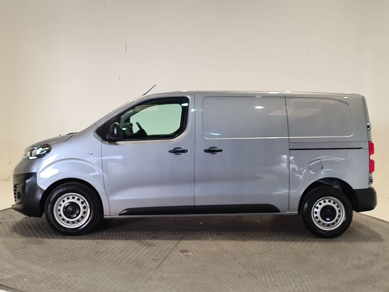 Used Vauxhall Vivaro 2022 for sale - 78162293: Photo 5