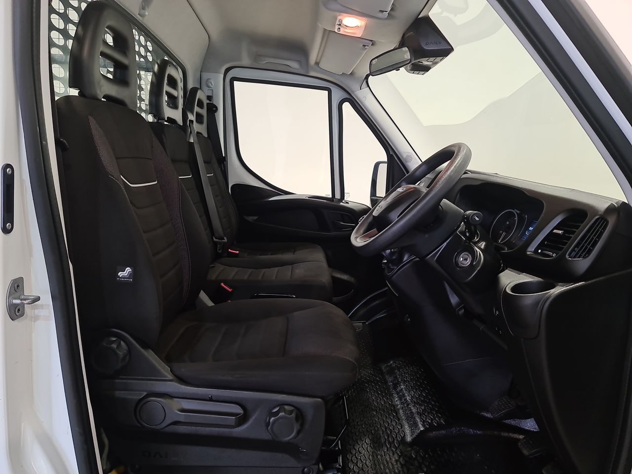 Used Iveco Daily 2023 for sale - 76710638: Photo 18