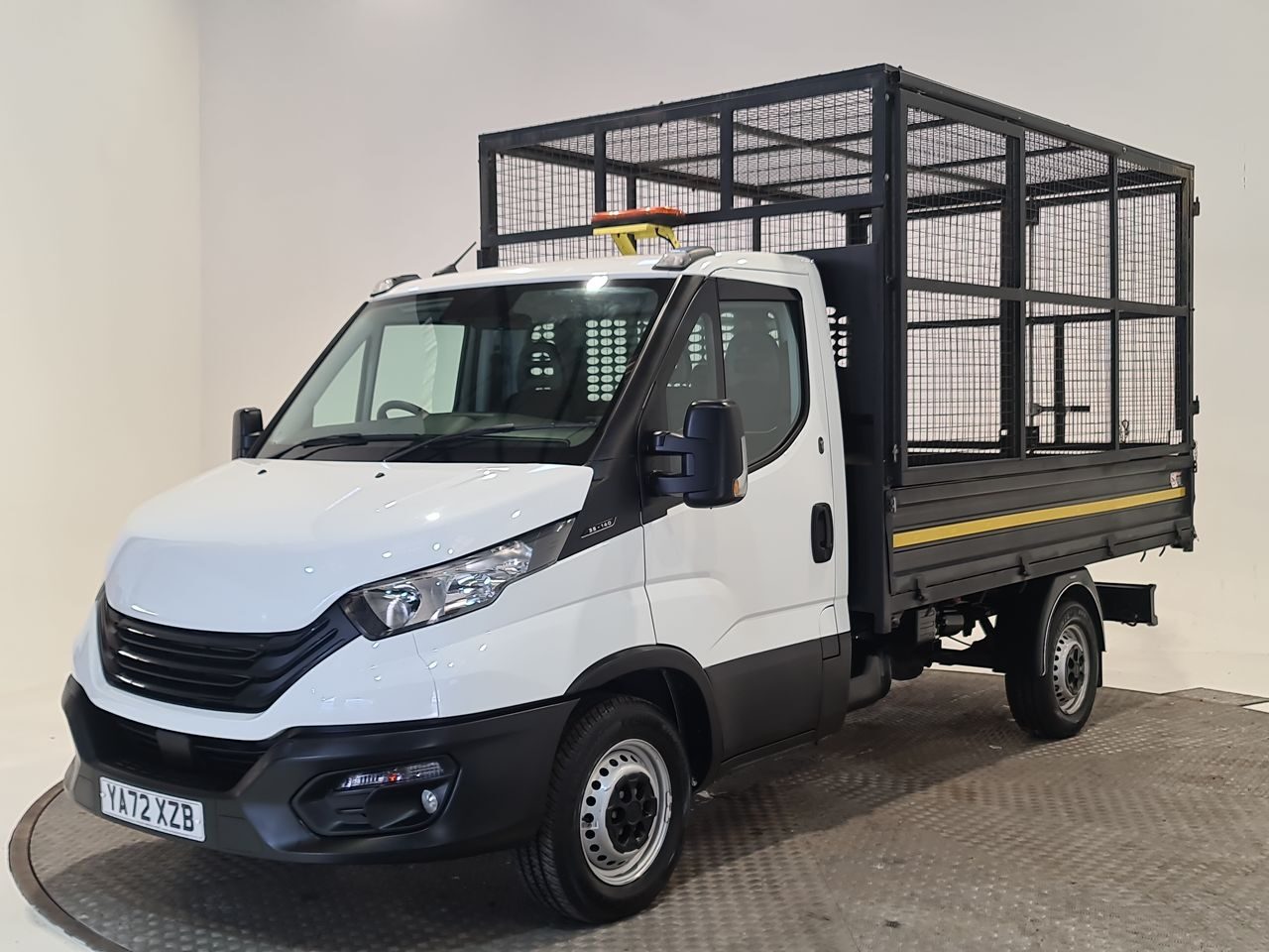 Used Iveco Daily 2023 for sale - 76710638: Photo 4
