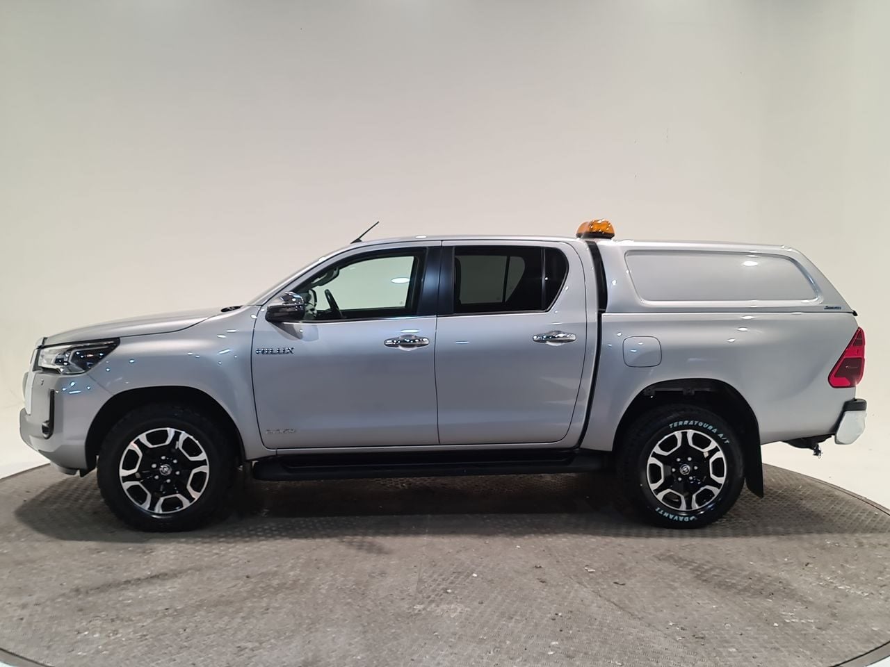 Used Toyota Hilux 2021 for sale - 77355115: Photo 6