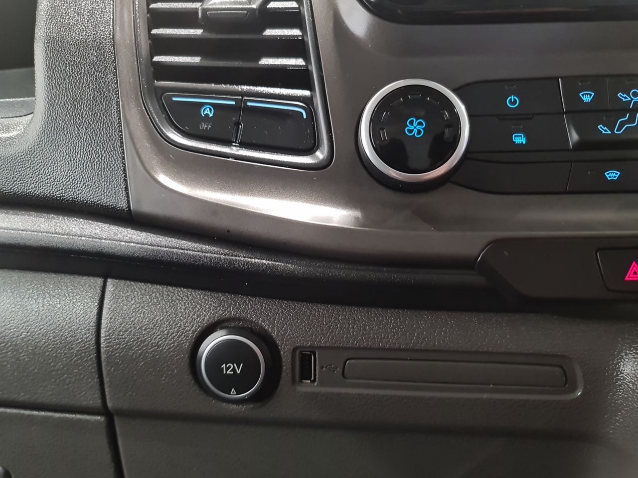 Used Ford Transit Custom 2021 for sale - 78162300: Photo 31