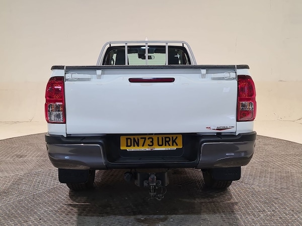 Used Toyota Hilux 2024 for sale - 76280167: Photo 11