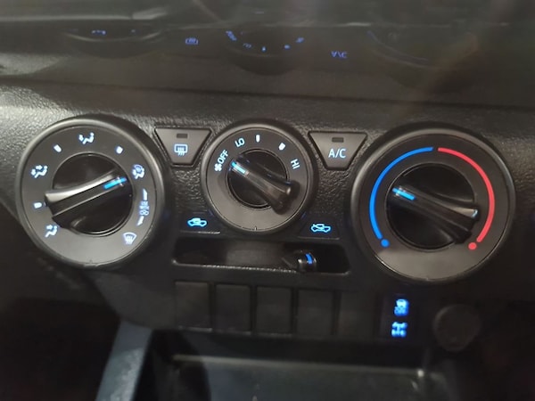 Used Toyota Hilux 2024 for sale - 76280167: Photo 26