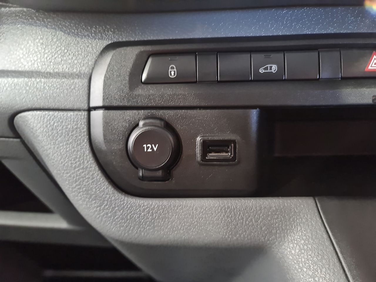 Used Vauxhall Vivaro 2023 for sale - 76616908: Photo 31