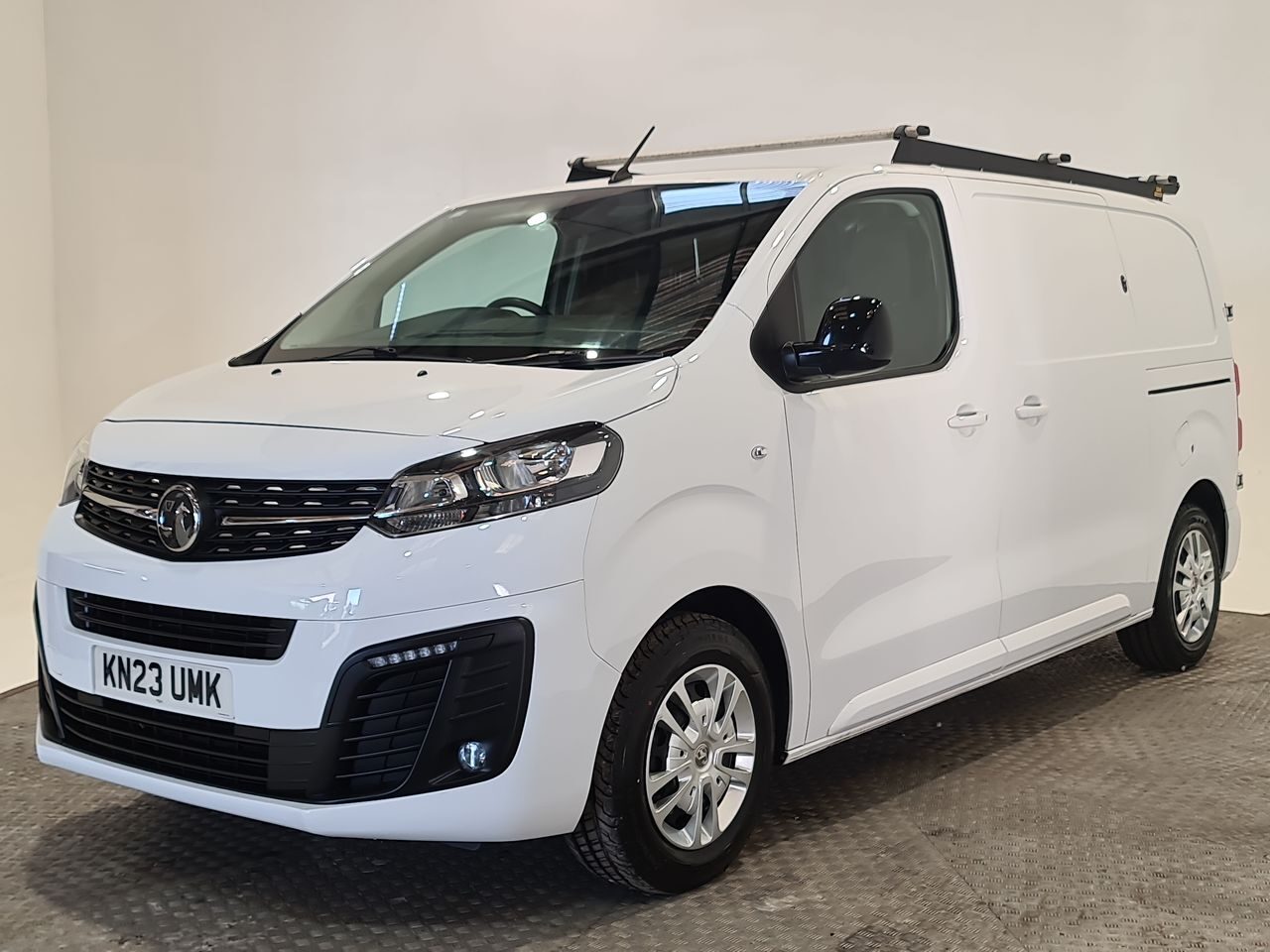 Used Vauxhall Vivaro 2023 for sale - 76616908: Photo 4