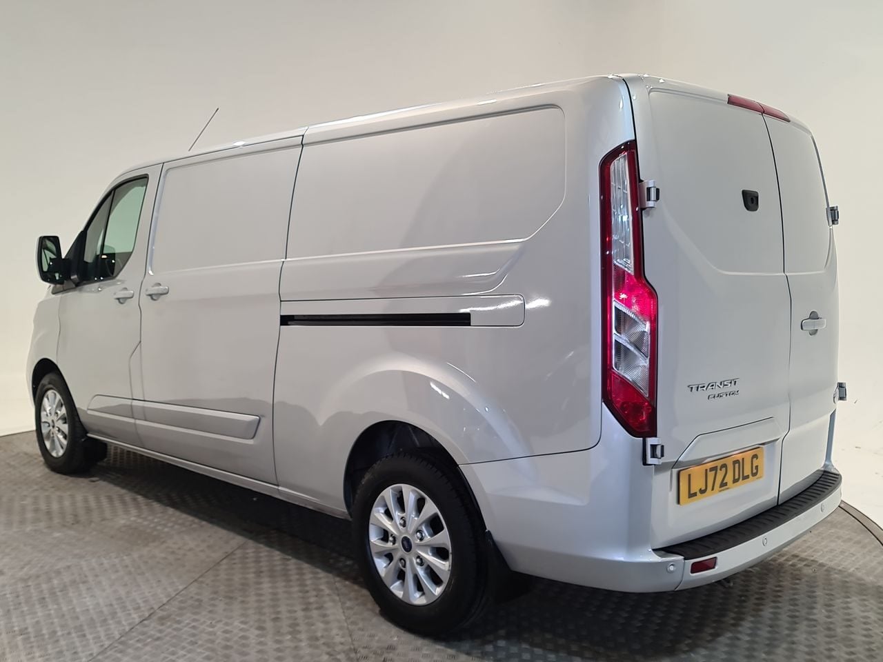 Used Ford Transit Custom 2023 for sale - 77790283: Photo 11