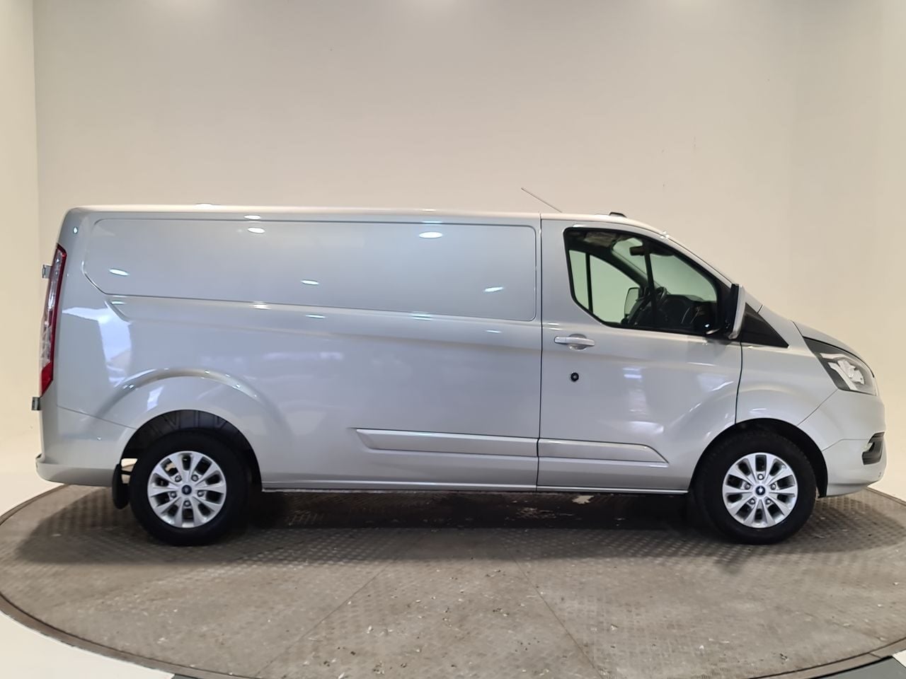 Used Ford Transit Custom 2023 for sale - 77790283: Photo 18