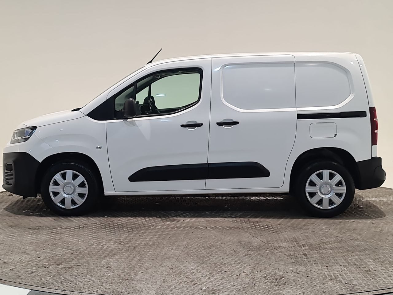 Used Citroen Berlingo 2020 for sale - 77152776: Photo 5