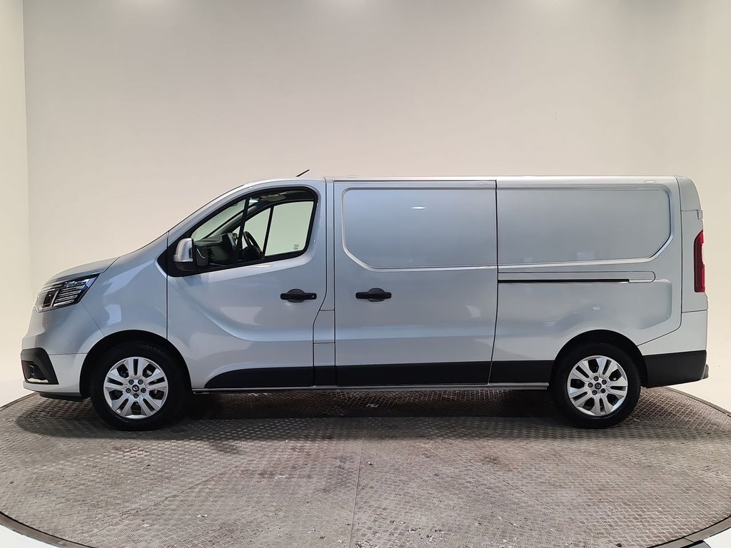 Used Renault Trafic 2022 for sale - 76496136: Photo 11
