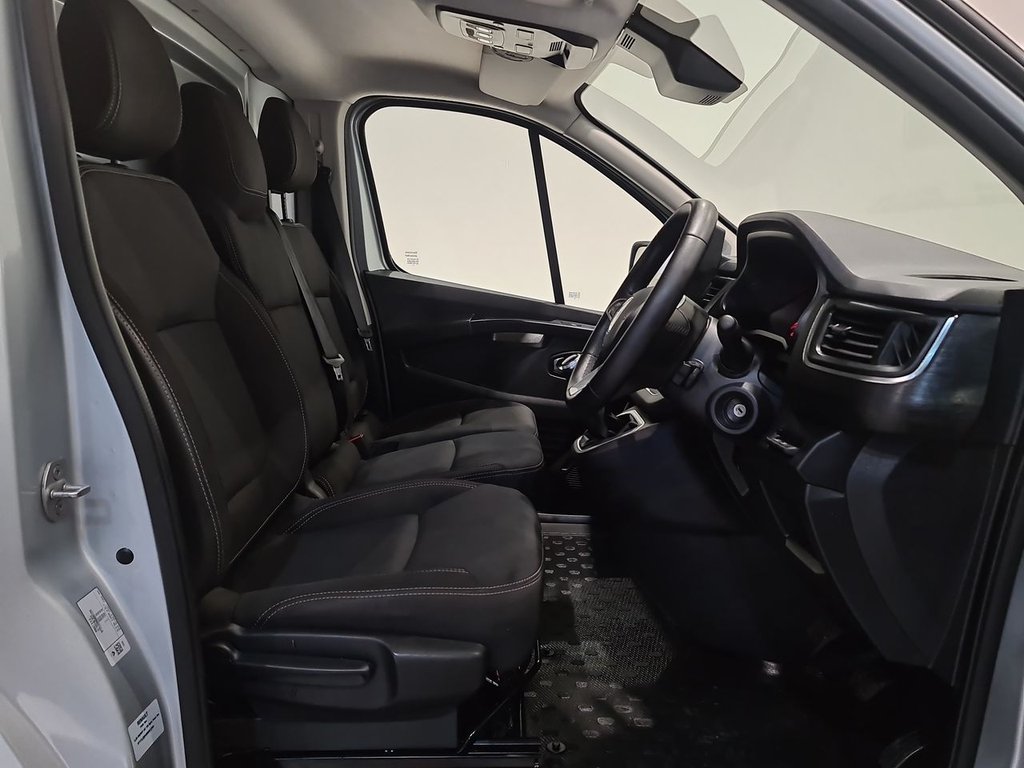 Used Renault Trafic 2022 for sale - 76496136: Photo 3