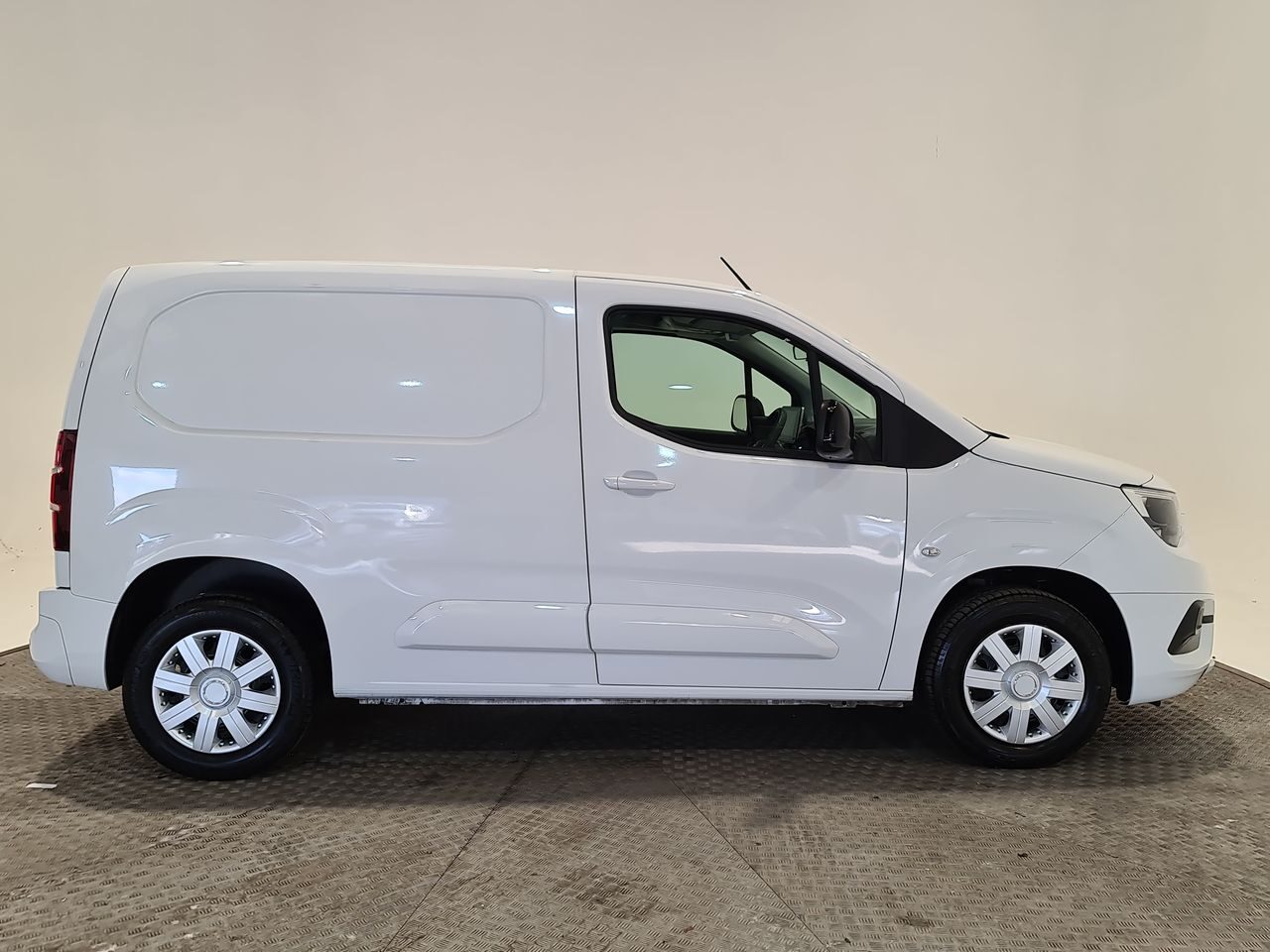Used Vauxhall Combo 2023 for sale - 76638751: Photo 17