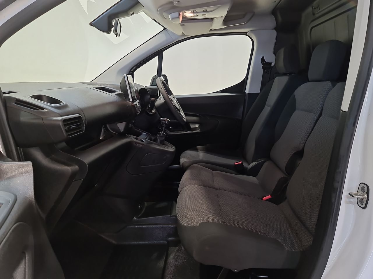 Used Vauxhall Combo 2023 for sale - 76638751: Photo 7