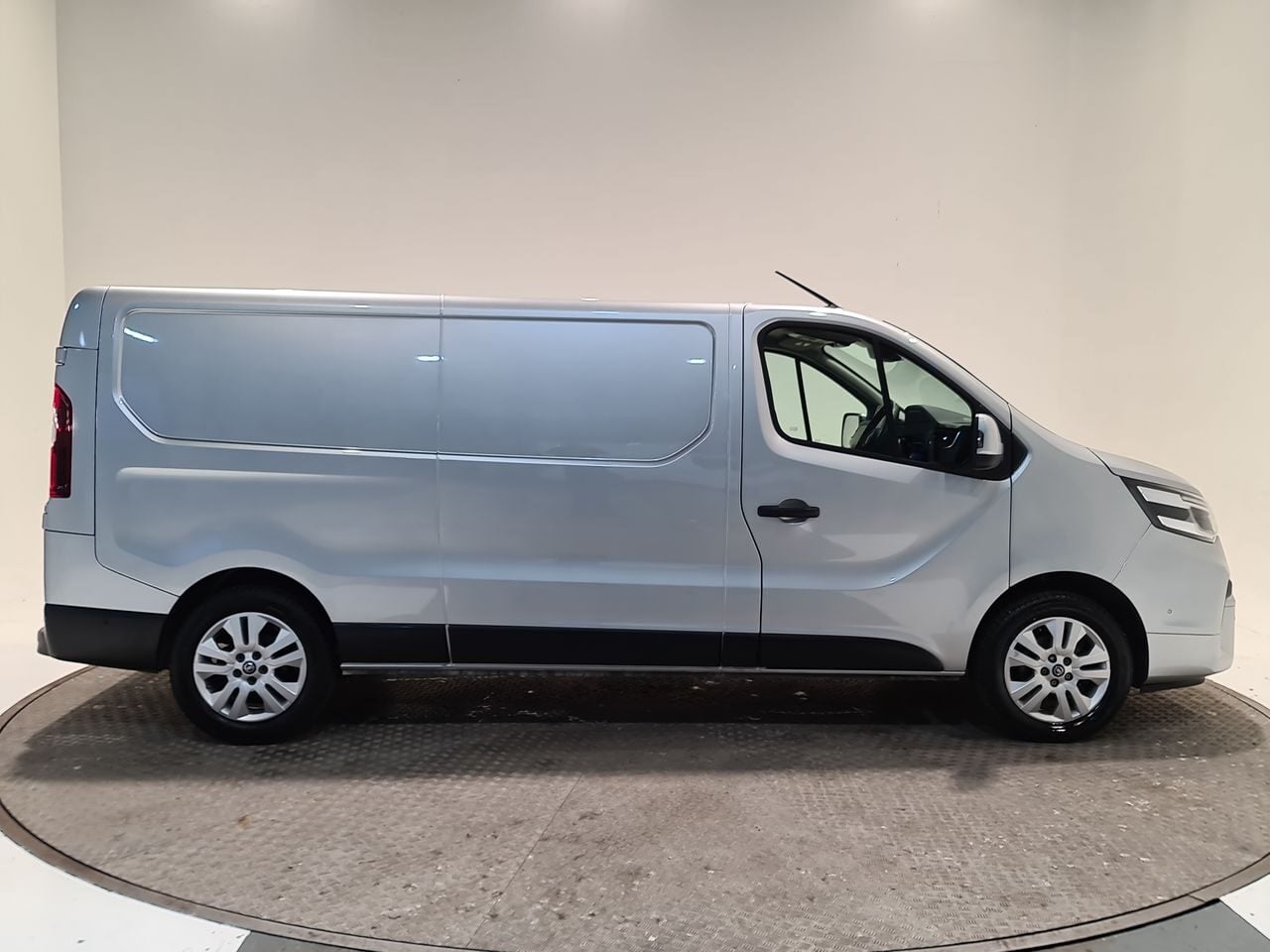 Used Nissan Primastar 2023 for sale - 77445894: Photo 18