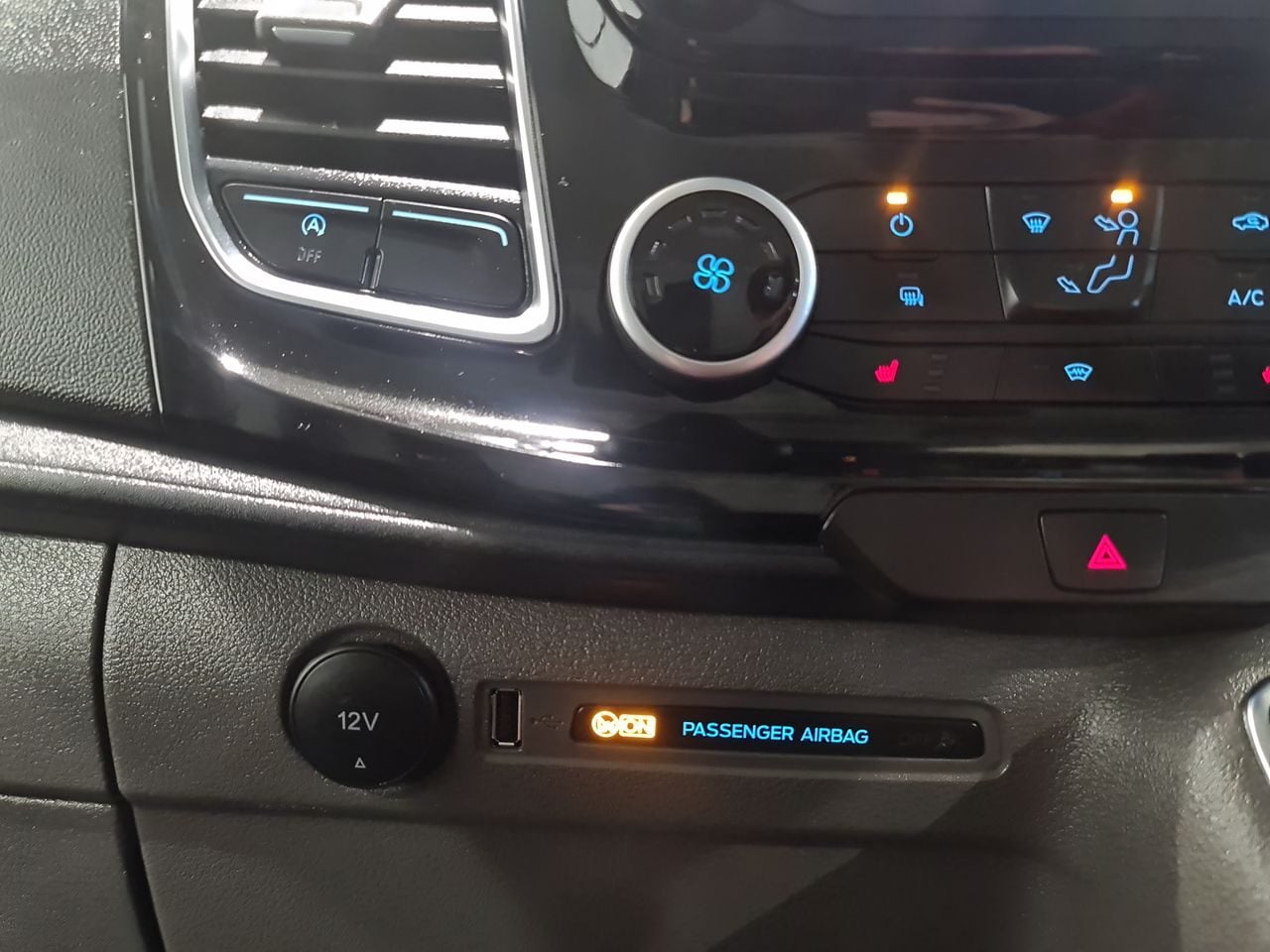 Used Ford Transit Custom 2022 for sale - 77233645: Photo 32