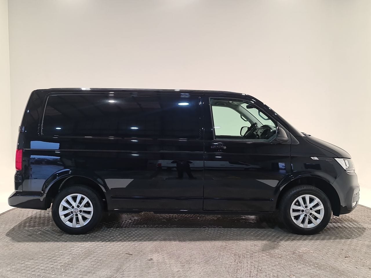 Used Volkswagen Transporter 2022 for sale - 76734666: Photo 17
