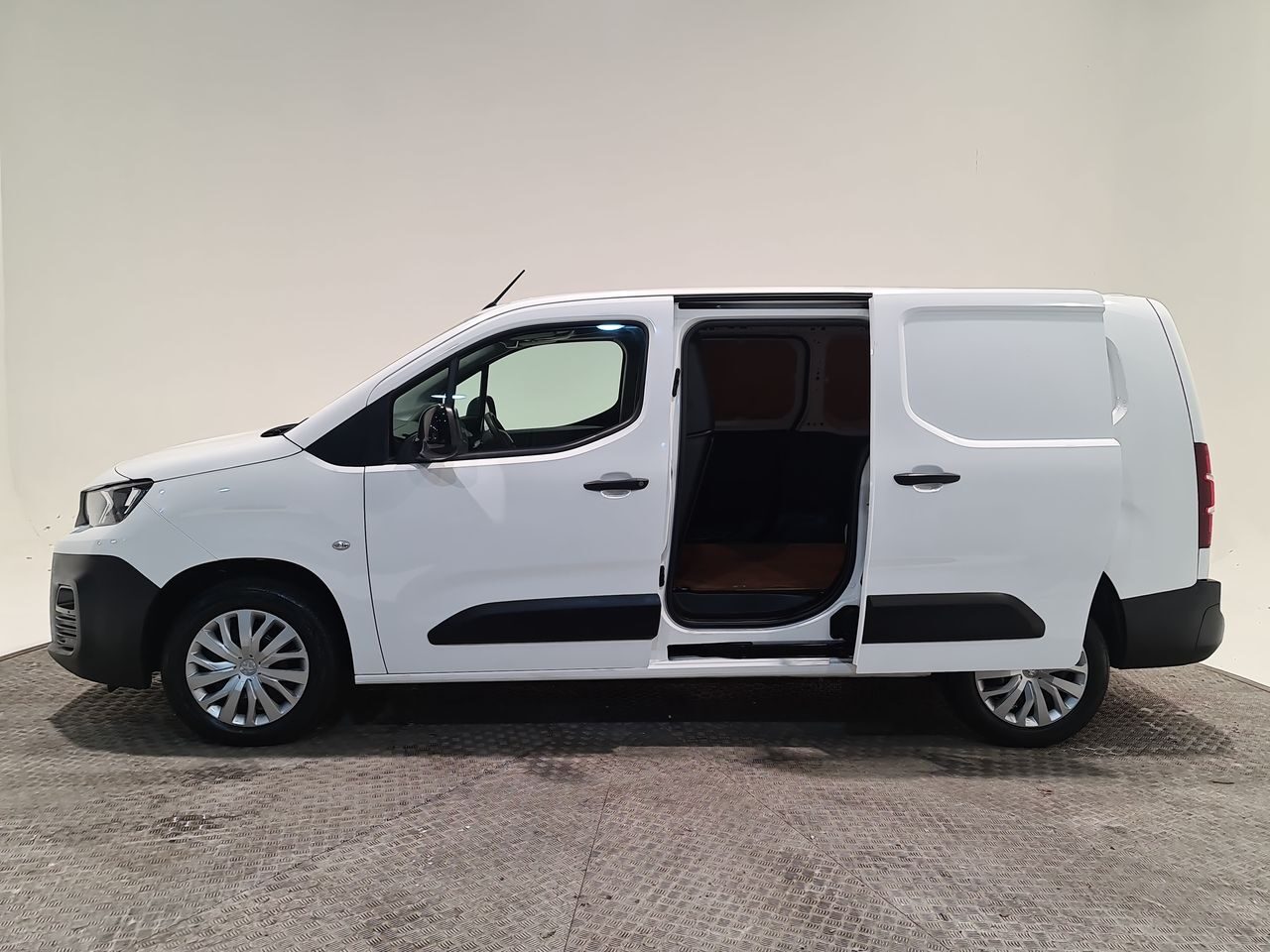 Used Peugeot Partner 2022 for sale - 76895919: Photo 9