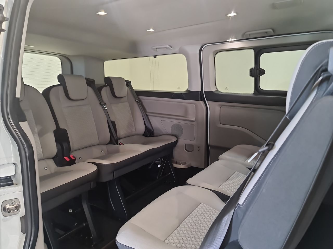 Used Ford Tourneo Custom 2020 for sale - 76694469: Photo 18