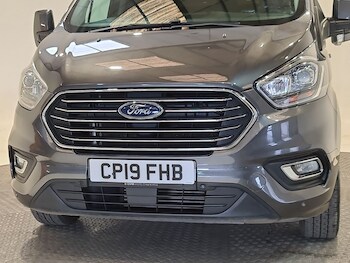 Used Ford Tourneo Custom 2019 for sale - 78331749: Photo