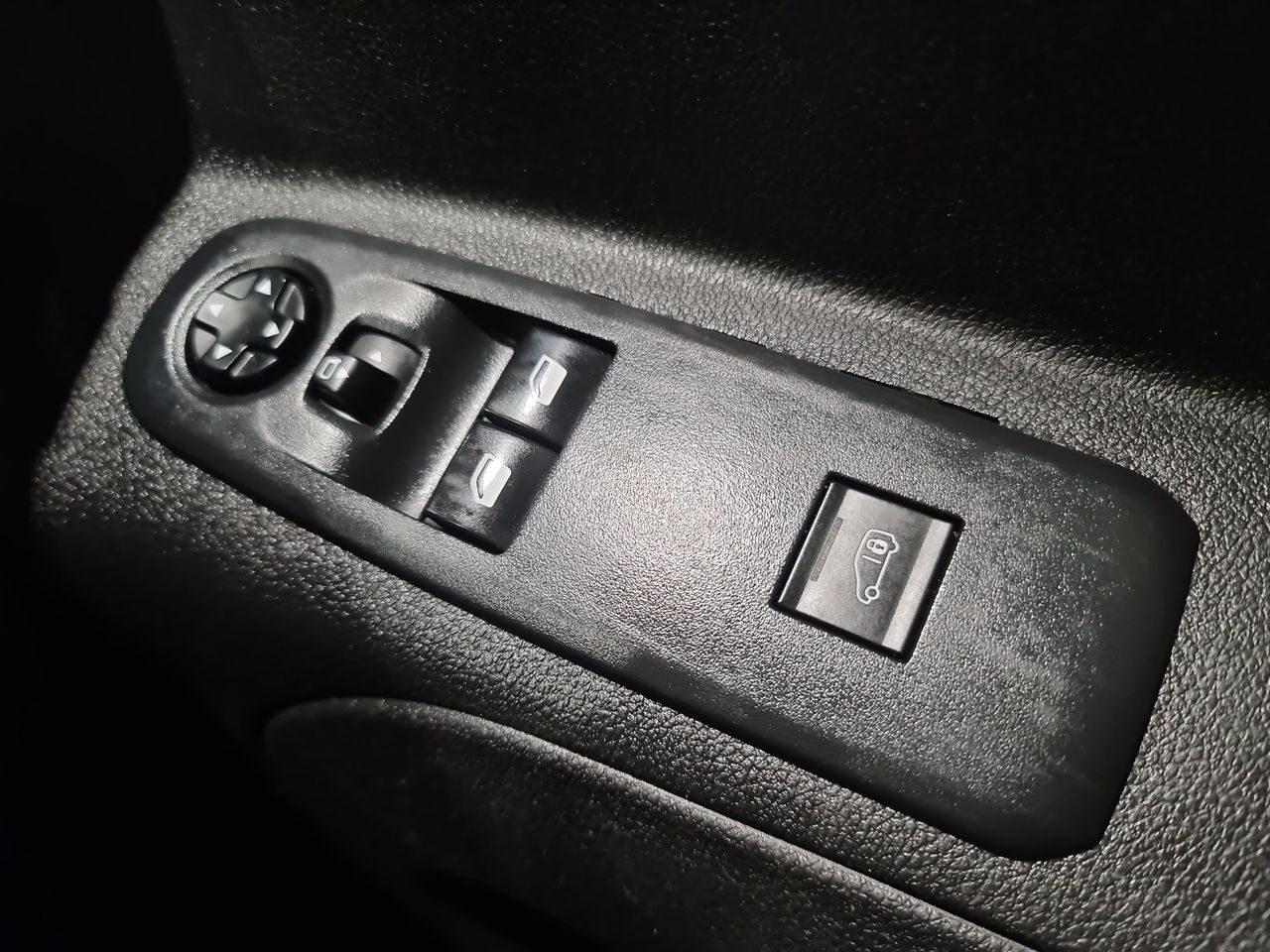 Used Peugeot Partner 2021 for sale - 77069887: Photo 25