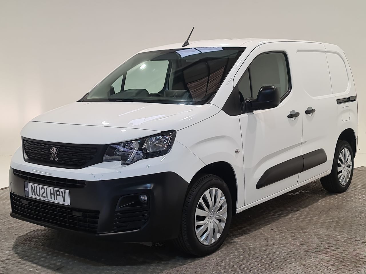 Used Peugeot Partner 2021 for sale - 77069887: Photo 4