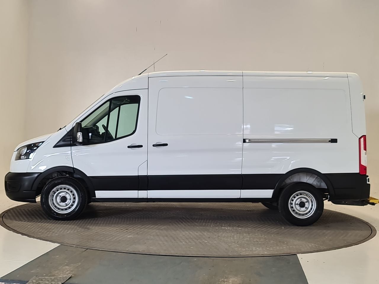 Used Ford Transit 2022 for sale - 77985010: Photo 5