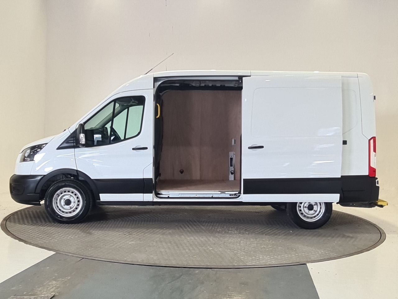 Used Ford Transit 2022 for sale - 77985010: Photo 9