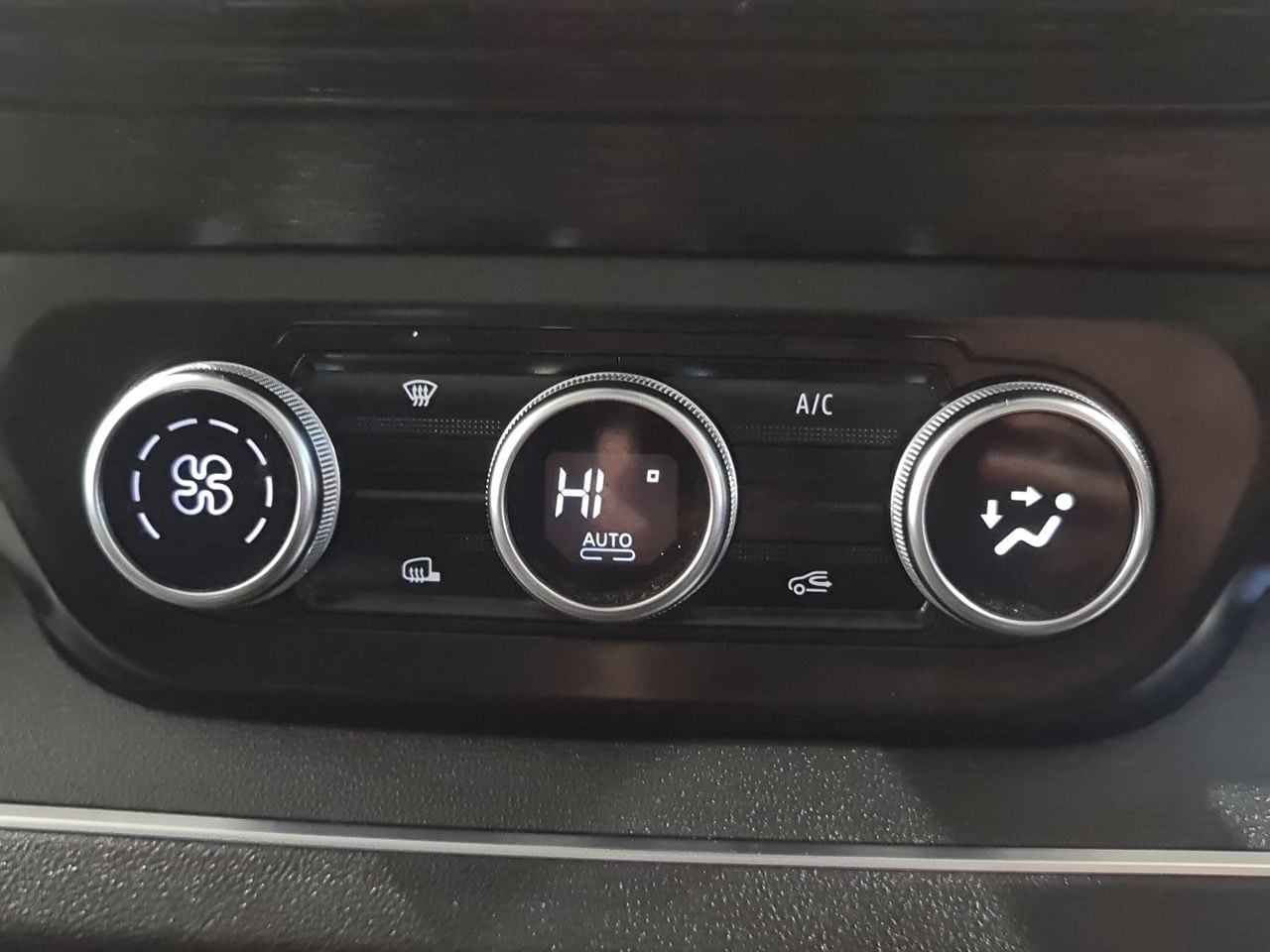 Used Renault Trafic 2022 for sale - 78038790: Photo 23