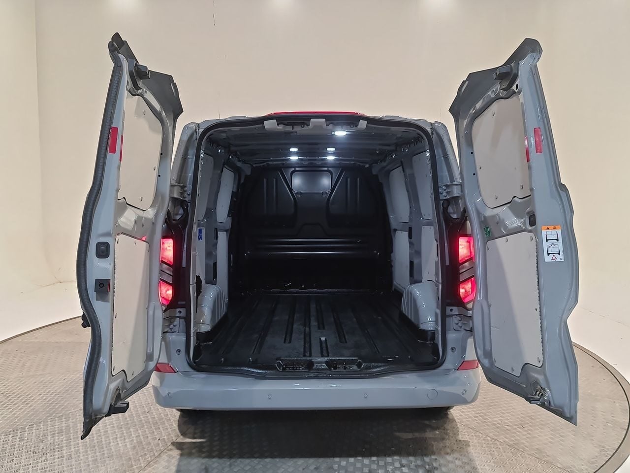 Used Ford Transit Custom 2024 for sale - 77952087: Photo 14