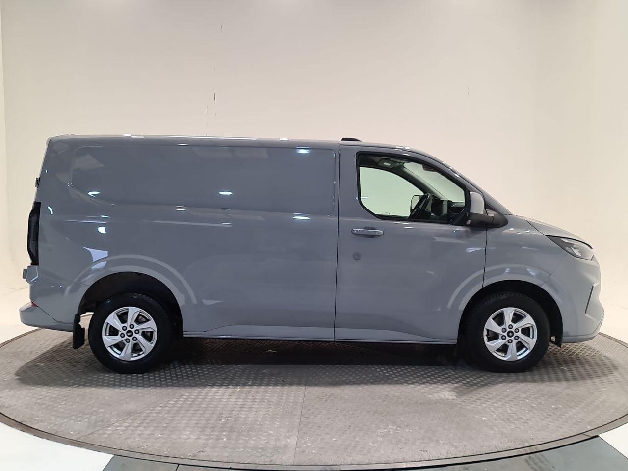 Used Ford Transit Custom 2024 for sale - 77952087: Photo 18