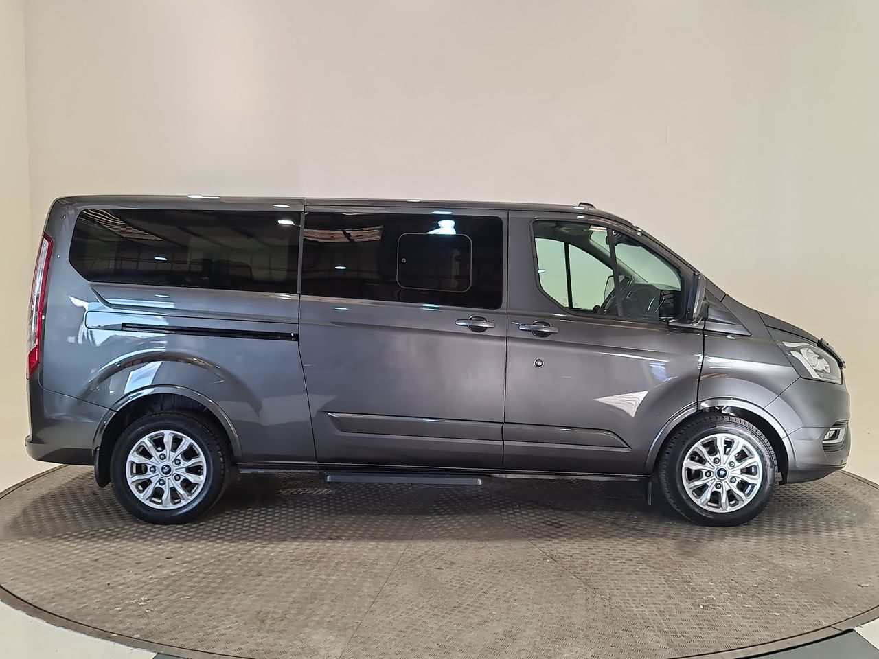 Used Ford Tourneo Custom 2024 for sale - 76707456: Photo 18