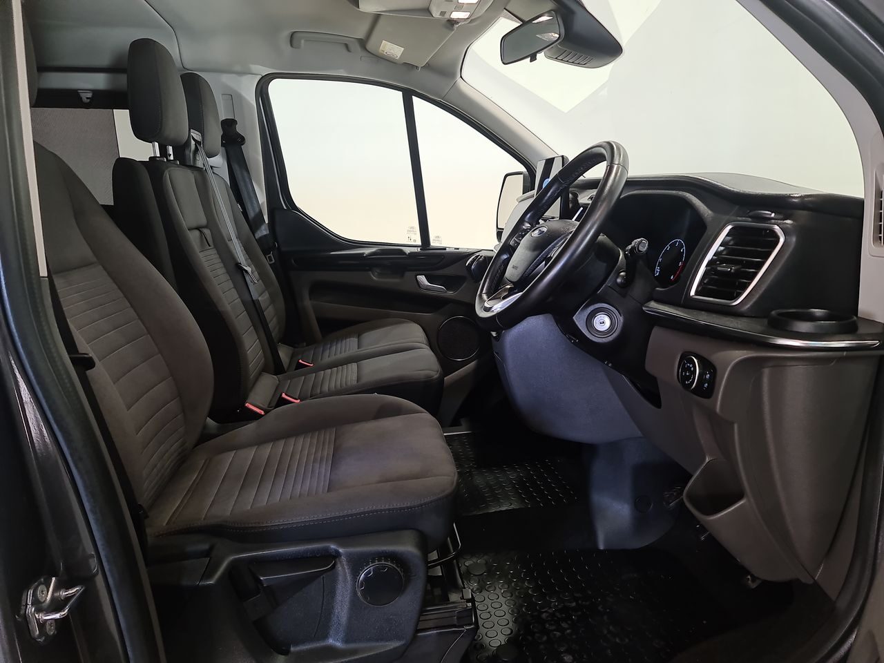 Used Ford Tourneo Custom 2024 for sale - 76707456: Photo 21