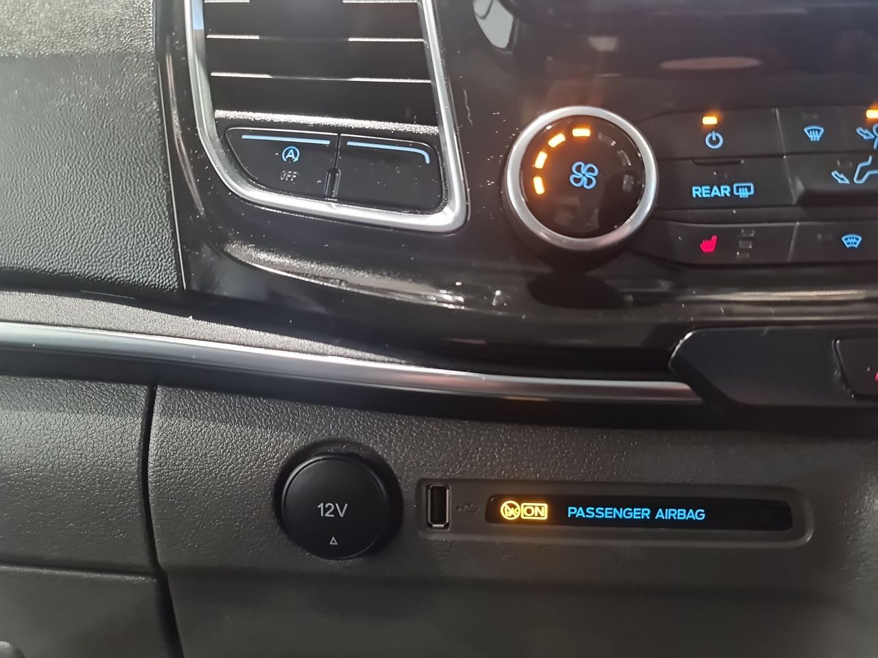 Used Ford Tourneo Custom 2024 for sale - 76707456: Photo 34