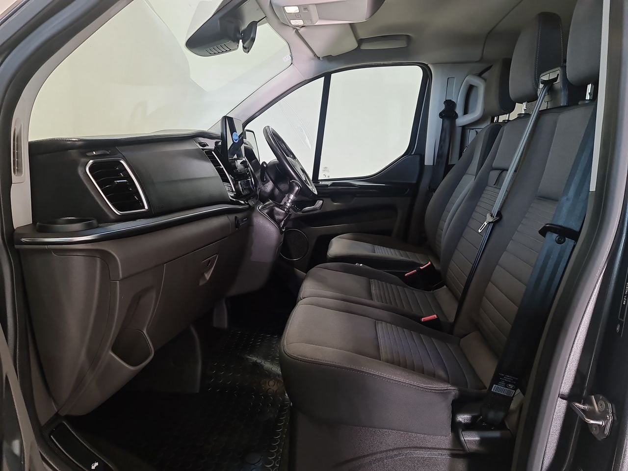 Used Ford Tourneo Custom 2024 for sale - 76707456: Photo 8