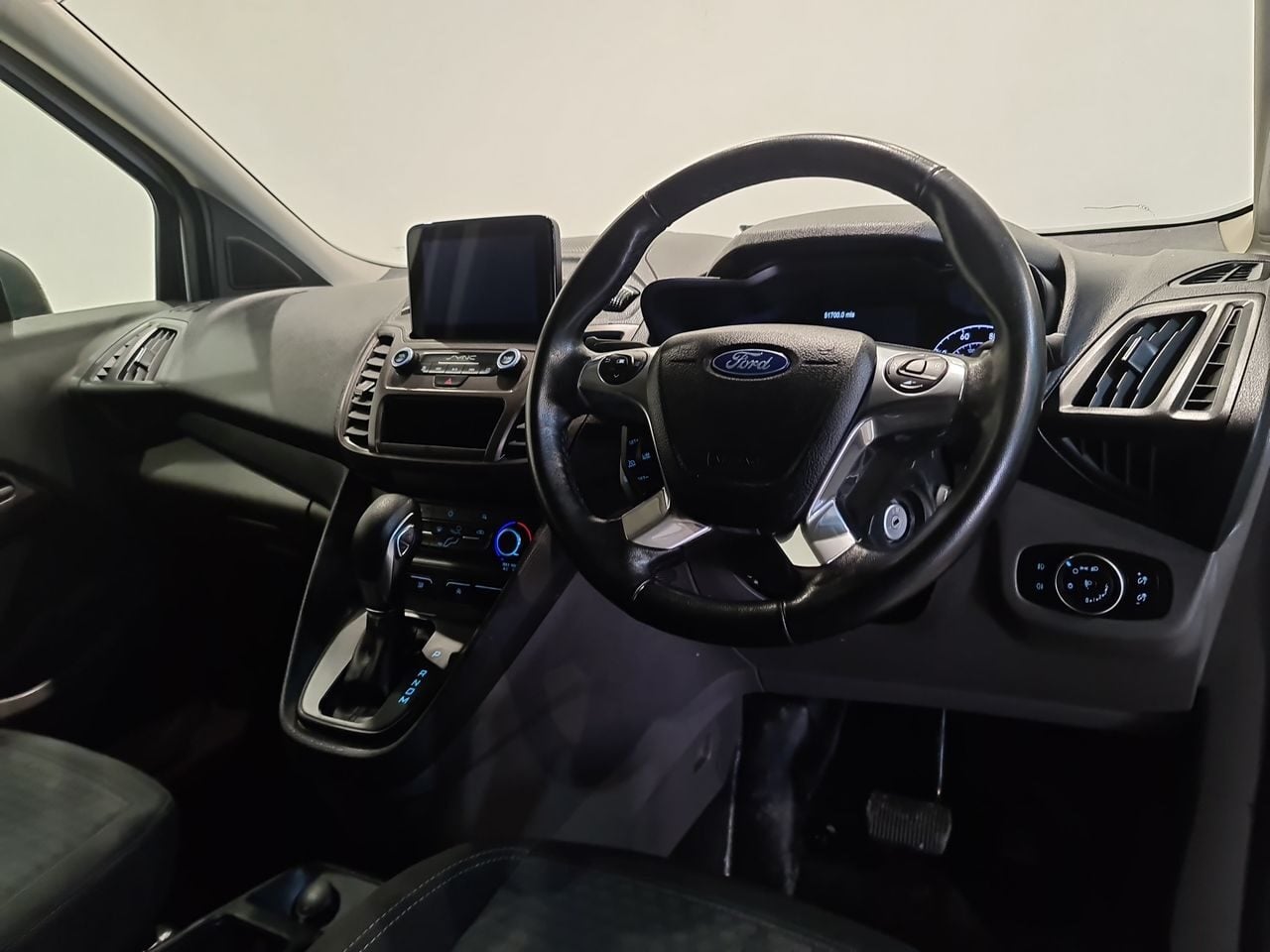 Used Ford Transit Connect 2020 for sale - 77135819: Photo 19